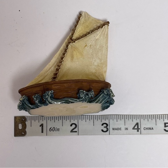 Vintage Resin Small Sailboat Figurine - Picture 7 of 7
